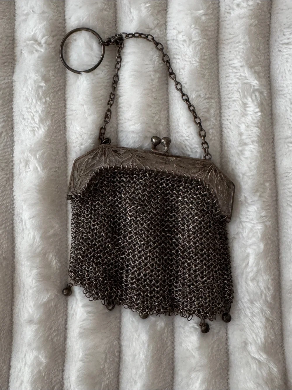 Vintage-Style silver  Chainmail Evening Bag in Antique Silver